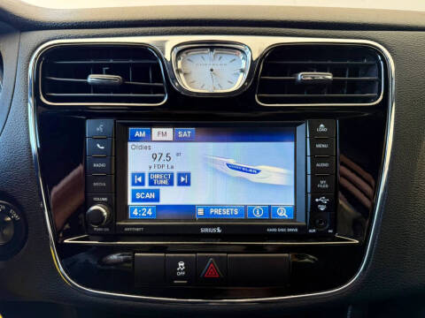 2012 Chrysler 200 Touring