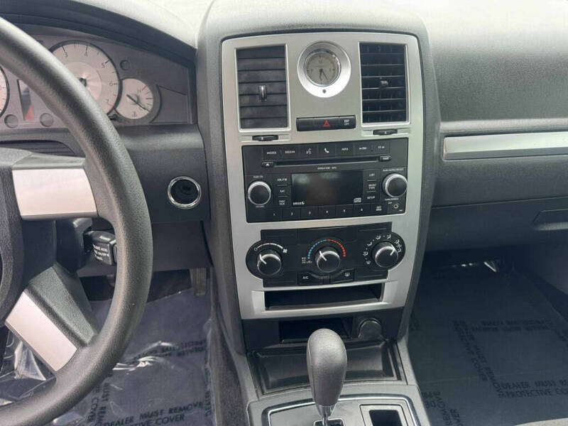 2010 Chrysler 300 Touring Plus