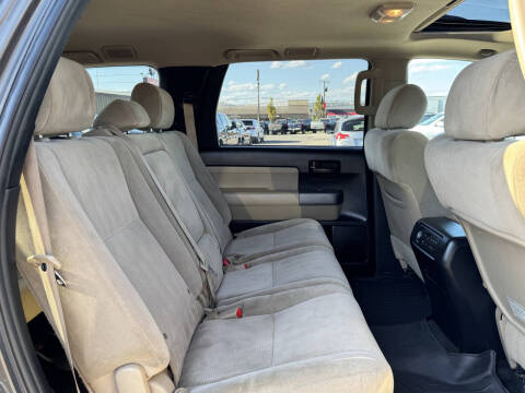 2013 Toyota Sequoia SR5