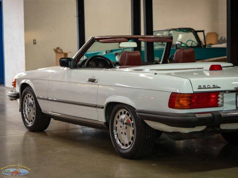 1987 Mercedes-Benz 560-Class 560 SL