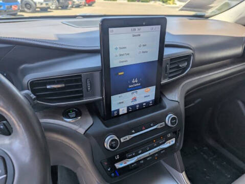 2020 Ford Explorer Platinum