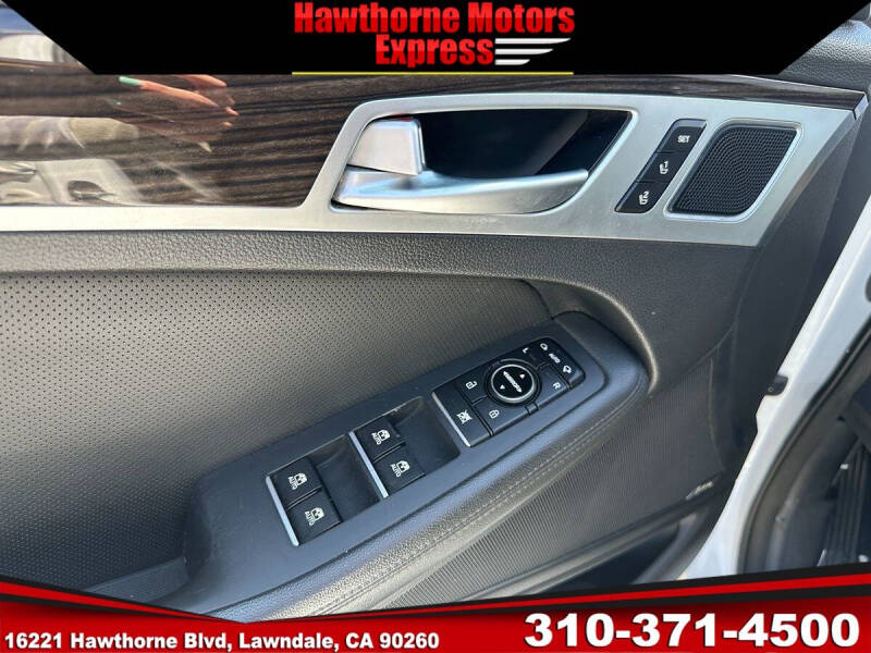 2015 Hyundai Genesis
