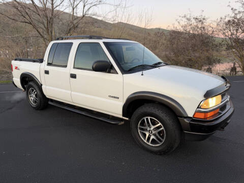 2003 Chevrolet S-10 LS