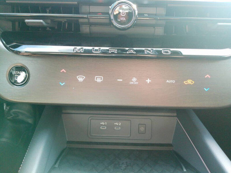 2025 Nissan Murano SL