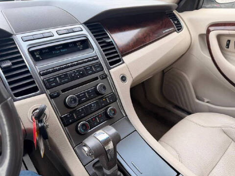 2010 Ford Taurus Limited