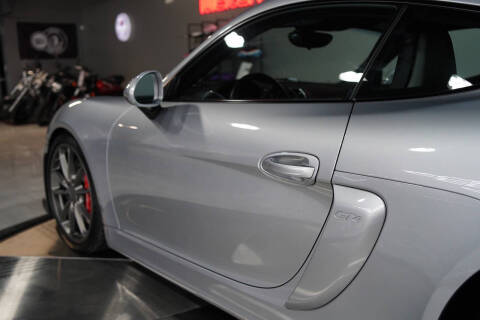 2016 Porsche Cayman GT4