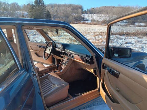 1983 Mercedes-Benz 300-Class