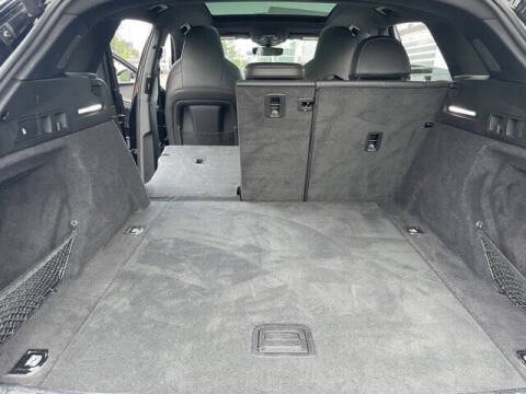 2022 Audi e-tron S quattro Premium Plus