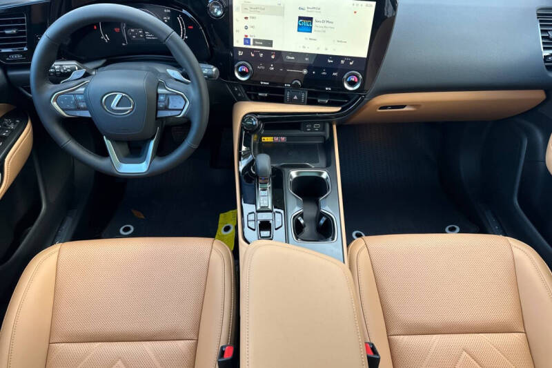 2026 Lexus NX 350h Luxury