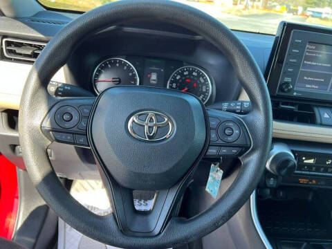 2022 Toyota RAV4 LE