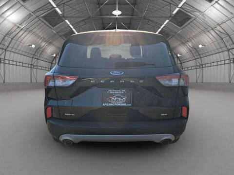2021 Ford Escape SE