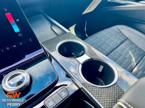 2025 Cadillac Escalade-V