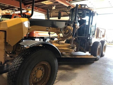 2010 Caterpillar 120M