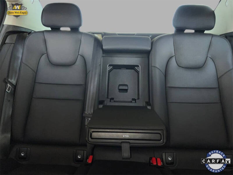 2024 Volvo S60 B5 Plus Dark Theme