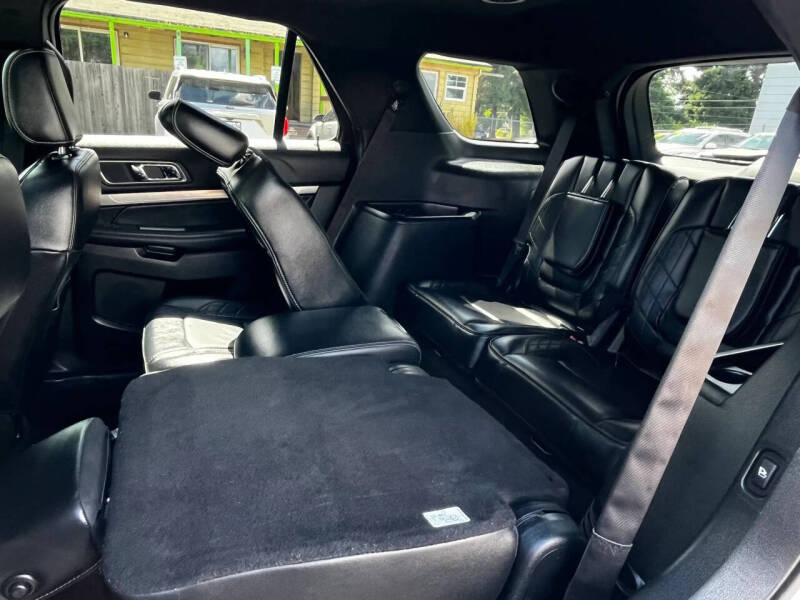 2018 Ford Explorer Platinum