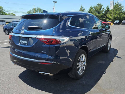 2023 Buick Enclave Premium