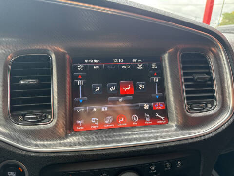 2013 Dodge Charger SXT