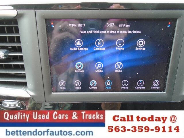 2021 Chrysler Voyager L