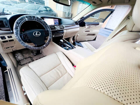 2013 Lexus LS 460