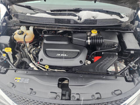 2017 Chrysler Pacifica Touring-L Plus