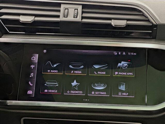 2024 Audi Q3 quattro S line Premium 45 TFSI