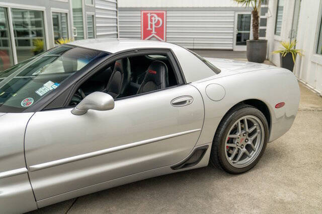 2003 Chevrolet Corvette 8