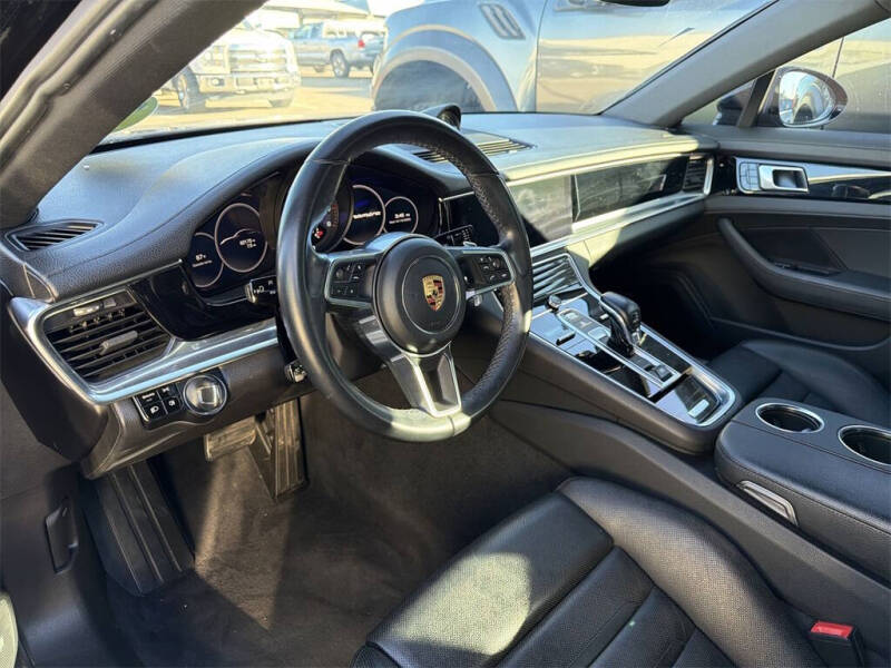 2019 Porsche Panamera