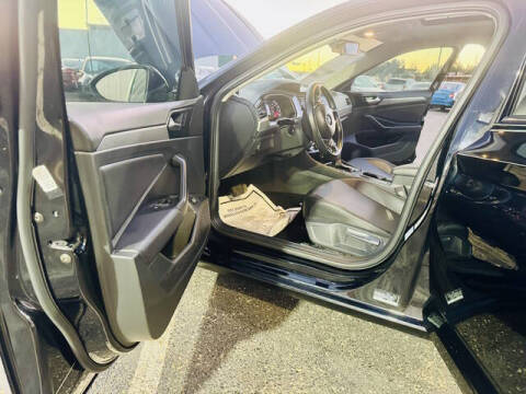 2019 Volkswagen Jetta R-Line