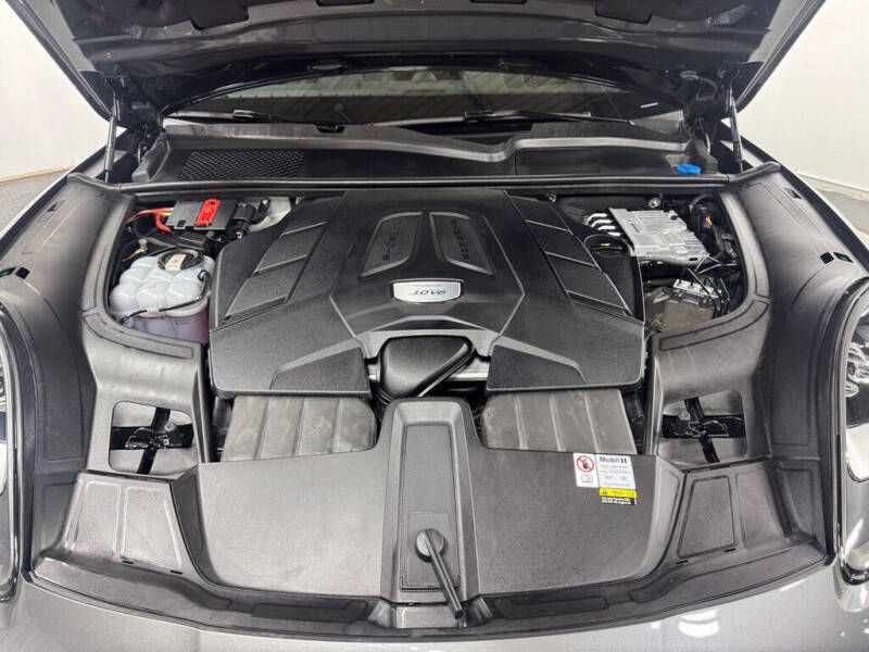 2023 Porsche Cayenne