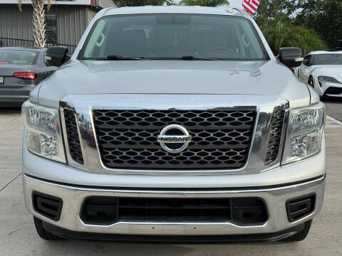 2017 Nissan Titan SV