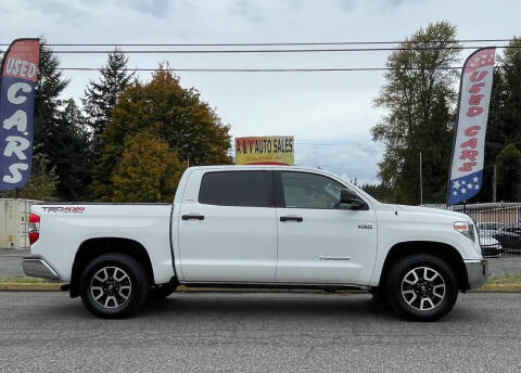 2018 Toyota Tundra SR5
