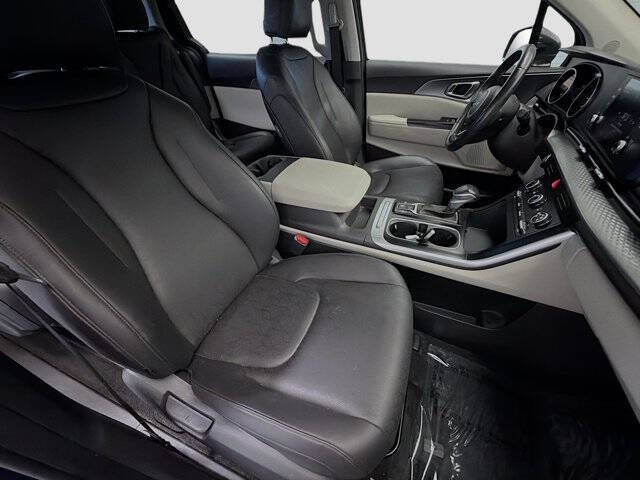 2024 Kia Carnival