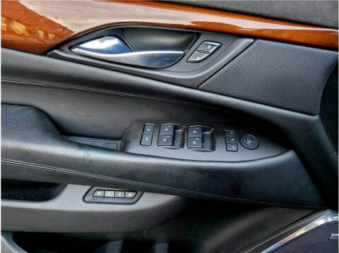 2016 Cadillac Escalade ESV Luxury Collection