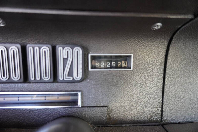 1964 Ford Thunderbird