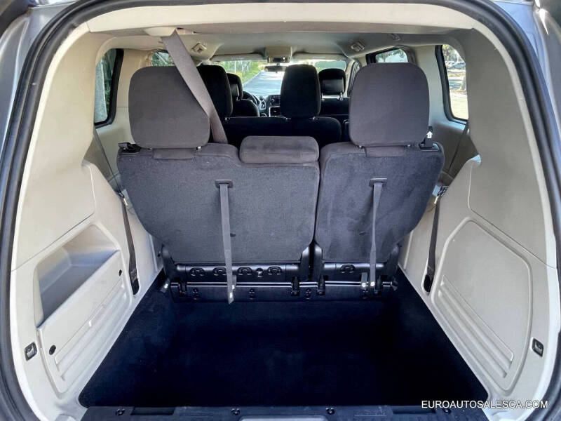 2016 Dodge Grand Caravan American Value Package