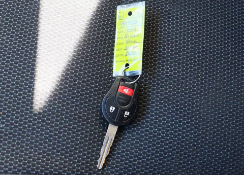 2012 Nissan Versa 1.6 SV