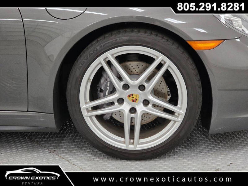 2017 Porsche 911 Carrera 4