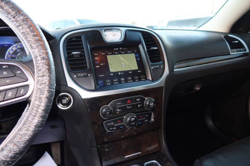 2019 Chrysler 300 Limited