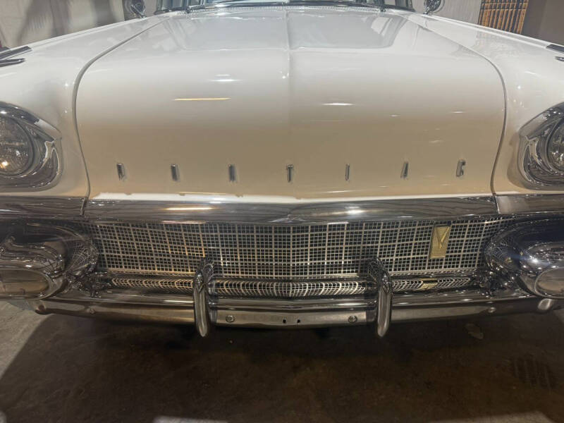 1958 Pontiac Chieftain