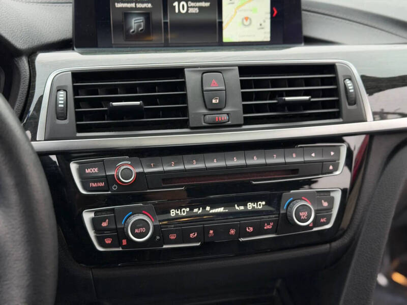 2018 BMW 3 Series 330i xDrive