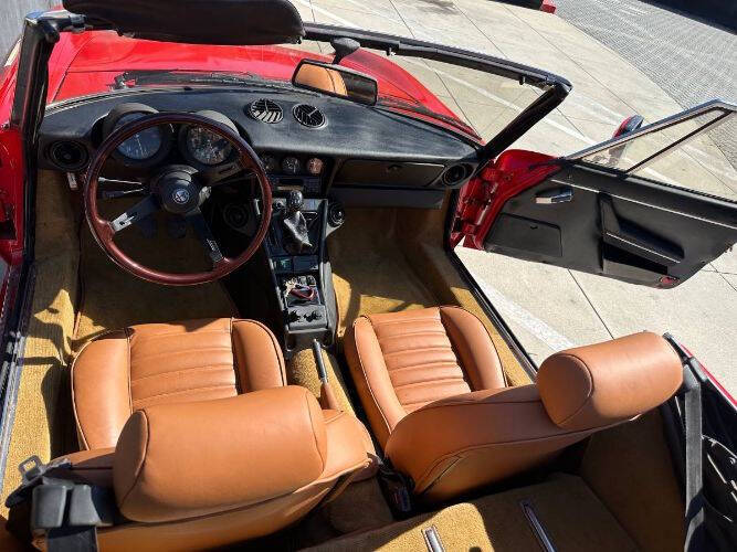 1986 Alfa Romeo Spider Veloce