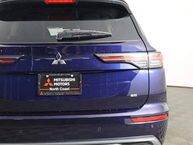 2025 Mitsubishi Outlander SE