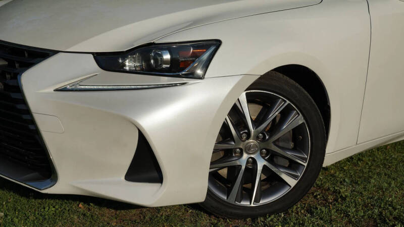 2017 Lexus IS 300