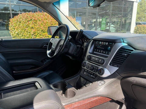 2019 GMC Yukon XL SLT