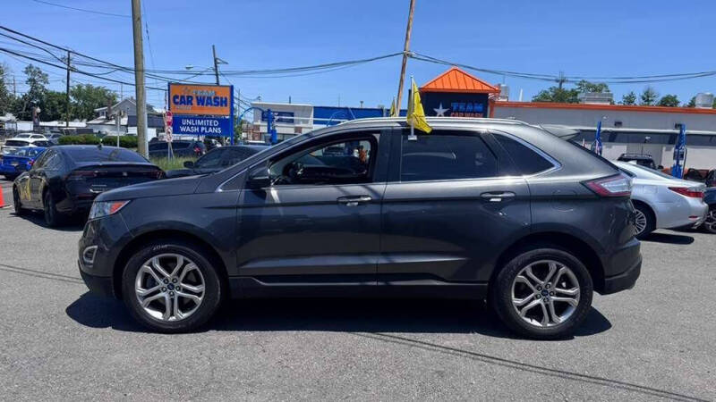2017 Ford Edge Titanium