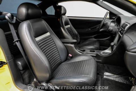 2003 Ford Mustang Mach 1 Premium