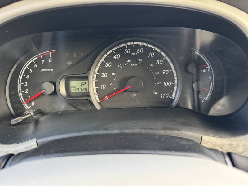 2013 Toyota Sienna LE 8-Passenger