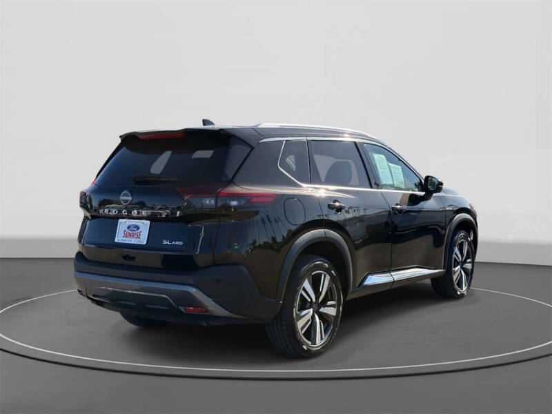 2023 Nissan Rogue SL