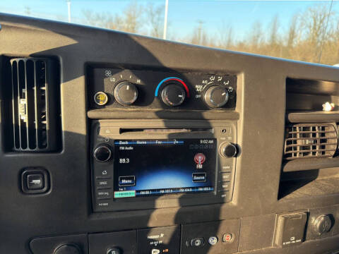 2016 Chevrolet Express LT 2500