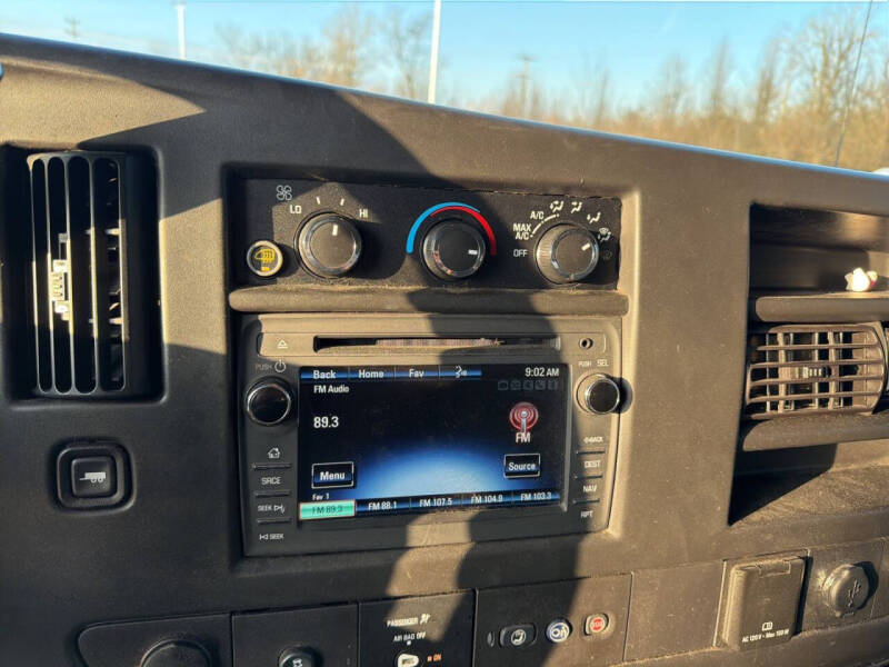 2016 Chevrolet Express LT 2500